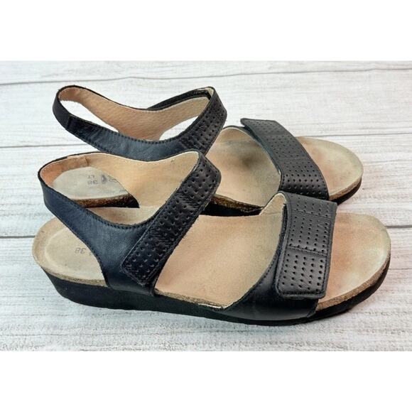 NAOT Women’s Vivian Wedge Sandal Jet Black Adjustable Buckle Size EU 38 - Picture 4 of 7